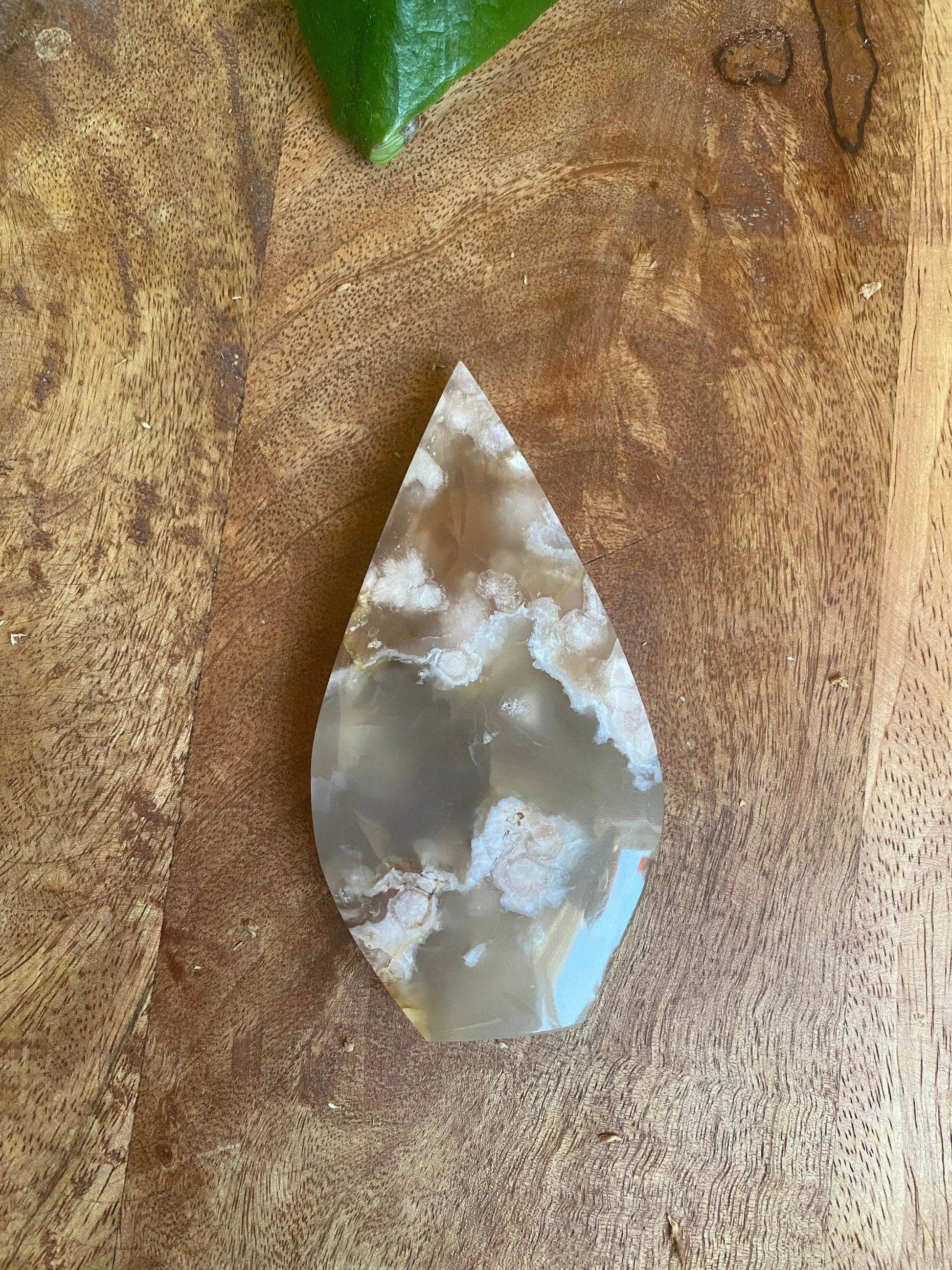 Flower agate tear Empress Embodiment