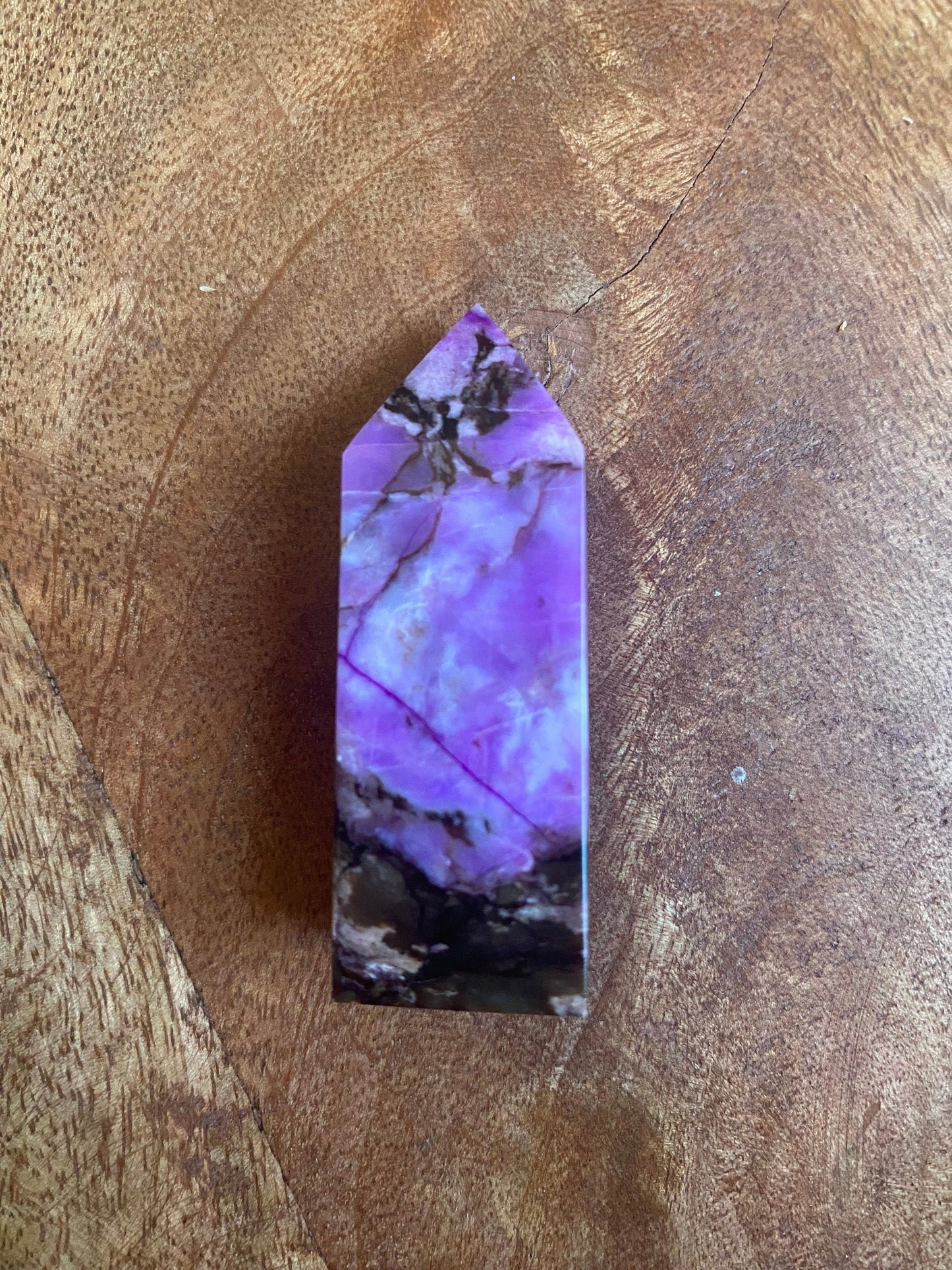 Gorgeous Sugilite Tower