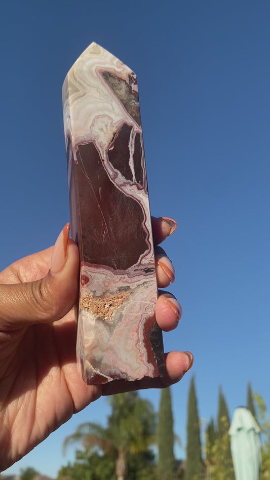 Stunning Mexican crazy lace agate Tower Carving